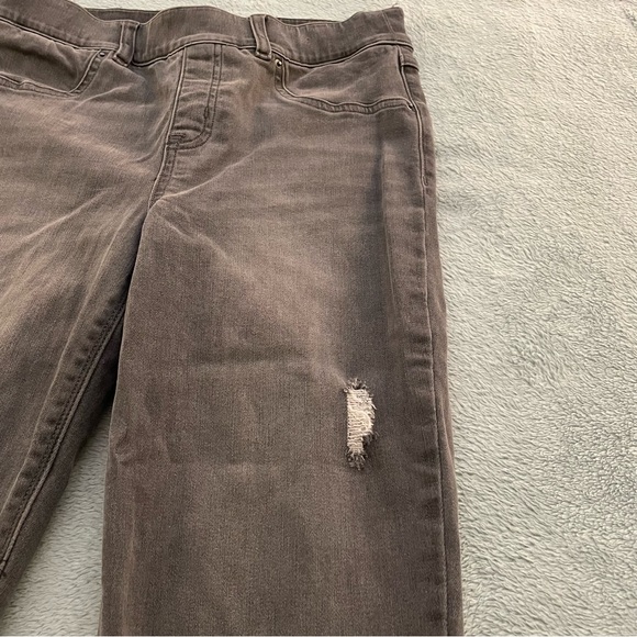 Spanx Jeans Vintage Grey Distressed Ankle Skinny Medium Pull On - Picture 5 of 12